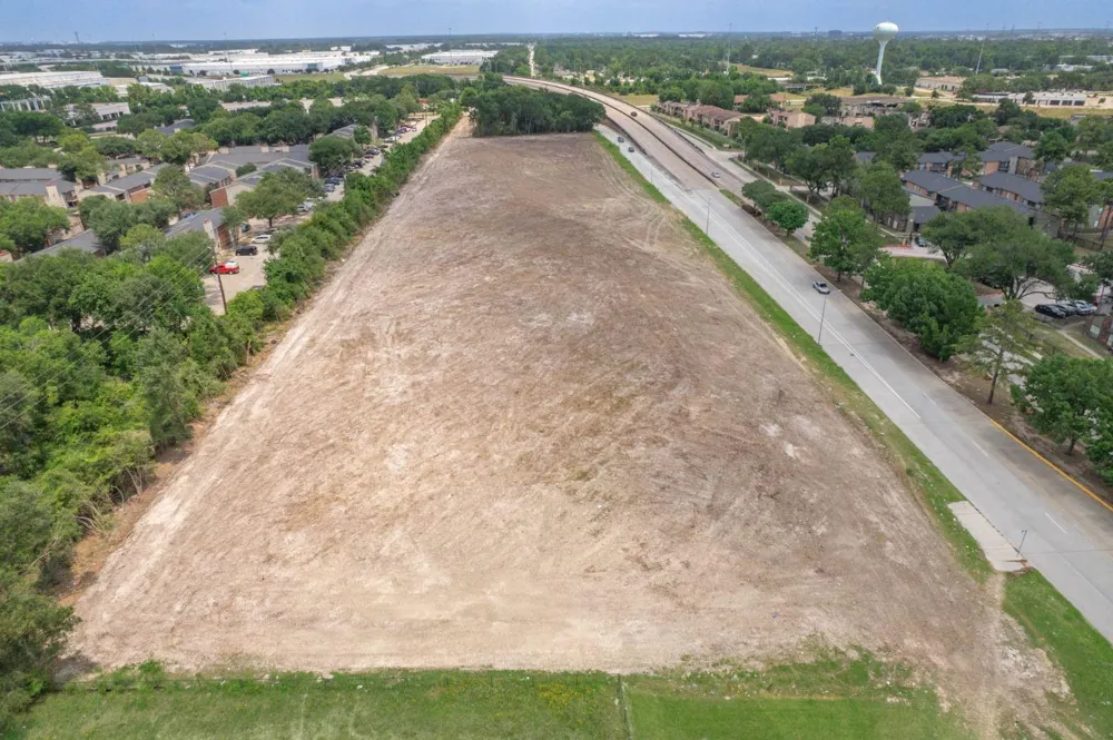 1003 Greens Road Houston, TX 77060