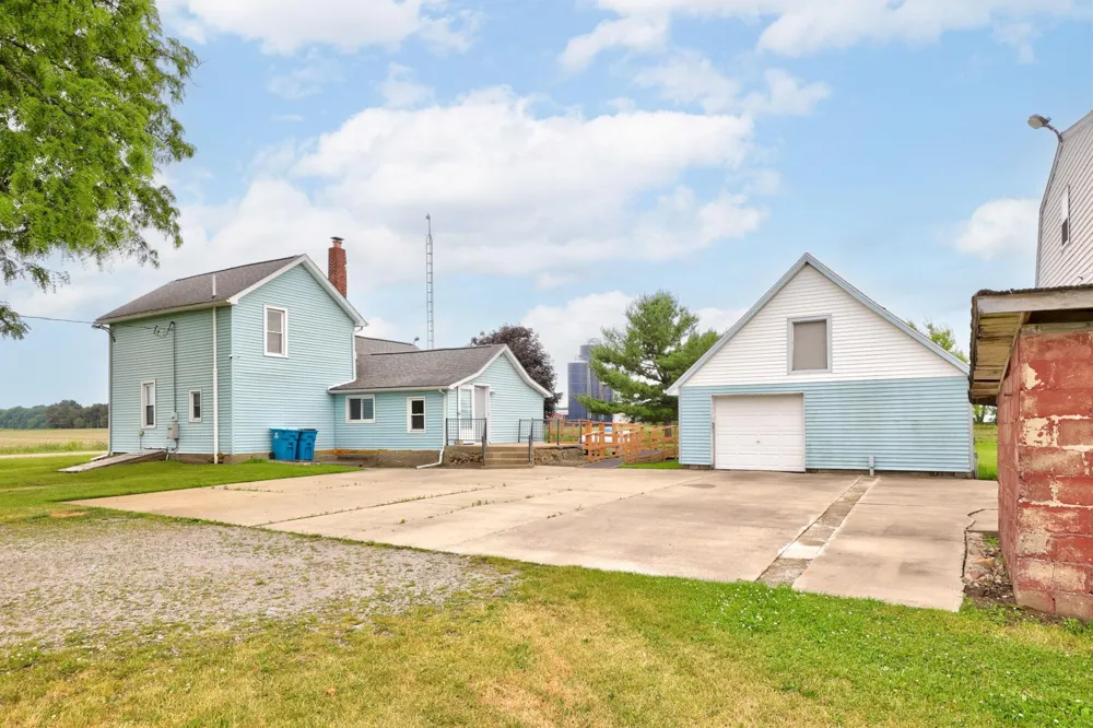8075 Caine Road Millington Township, MI 48746