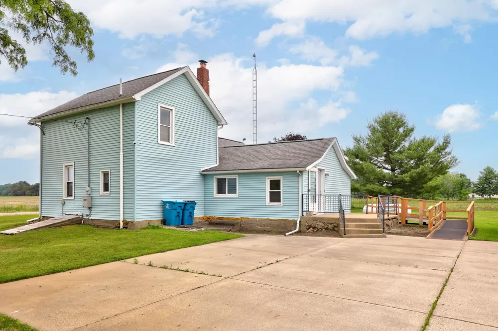 8075 Caine Road Millington Township, MI 48746