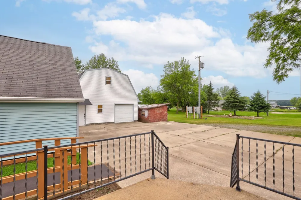 8075 Caine Road Millington Township, MI 48746