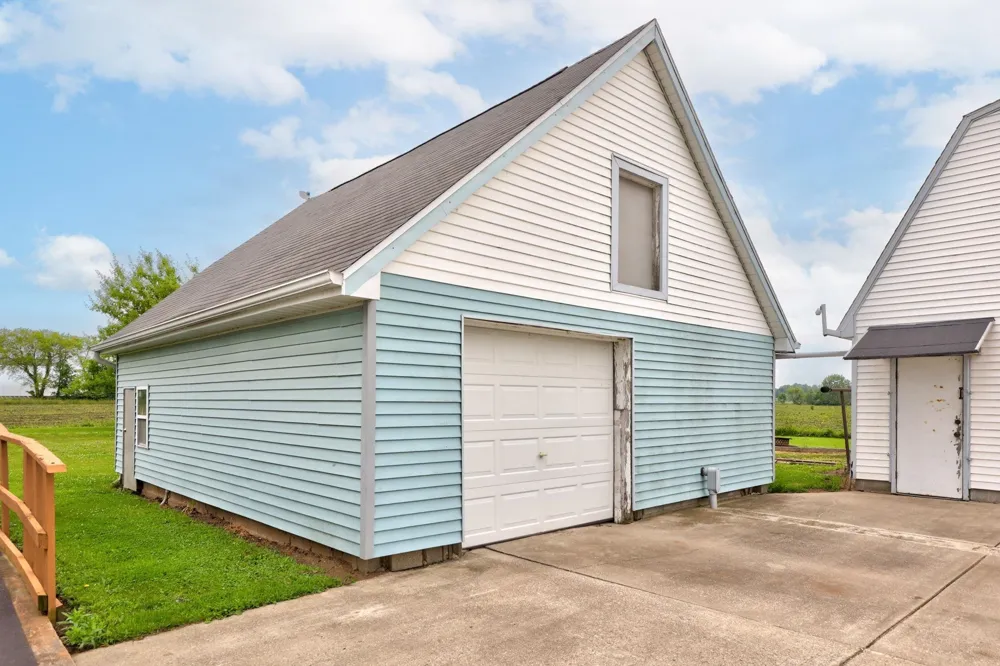 8075 Caine Road Millington Township, MI 48746