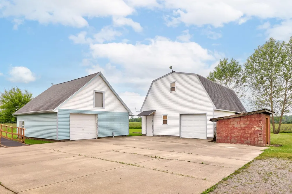 8075 Caine Road Millington Township, MI 48746