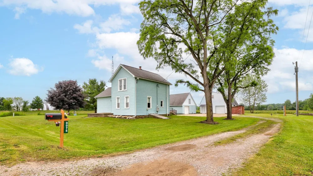 8075 Caine Road Millington Township, MI 48746