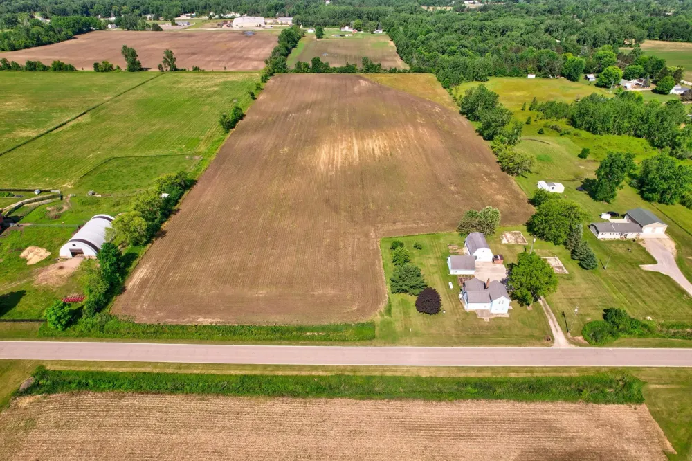 8075 Caine Road Millington Township, MI 48746