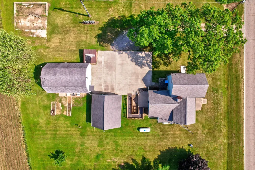 8075 Caine Road Millington Township, MI 48746