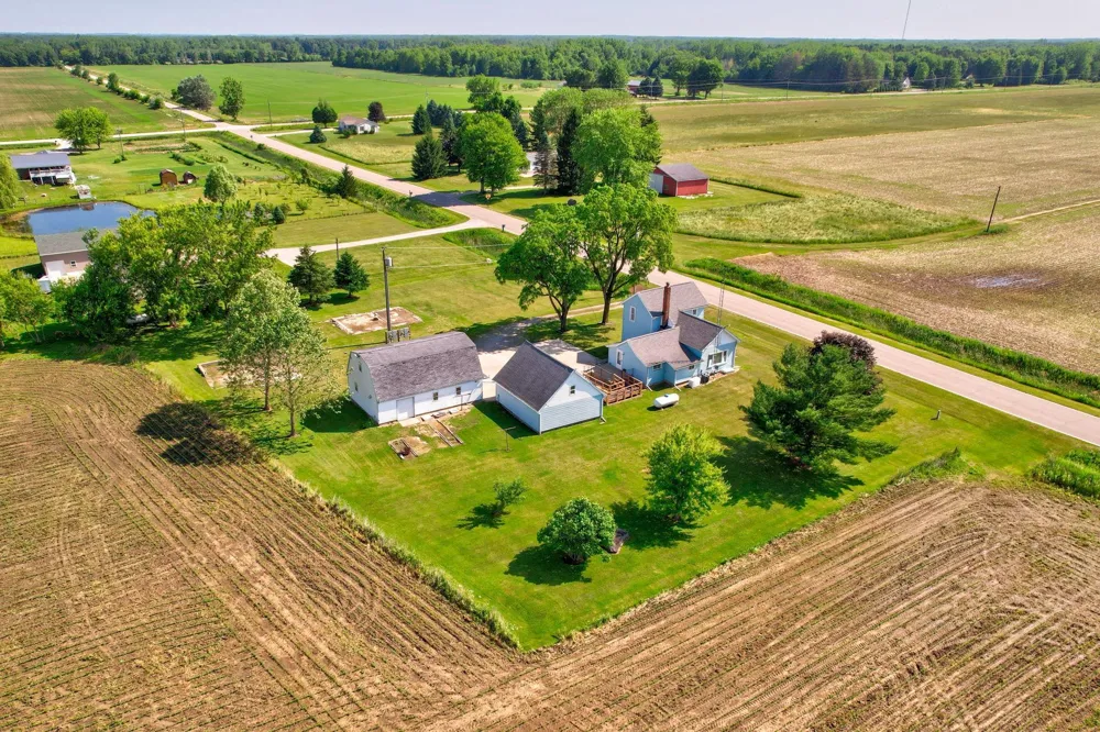 8075 Caine Road Millington Township, MI 48746