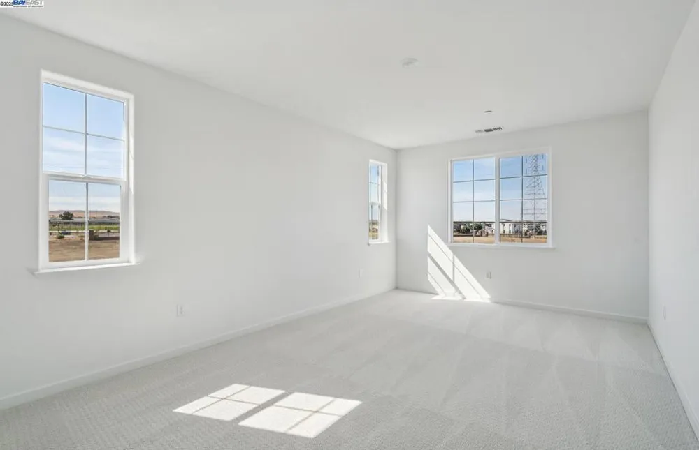349 E Gobind Blvd Mountain House, CA 95391