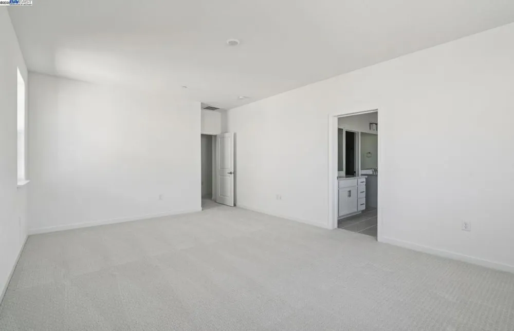 349 E Gobind Blvd Mountain House, CA 95391