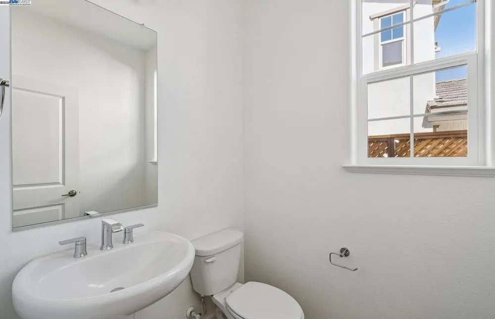 349 E Gobind Blvd Mountain House, CA 95391
