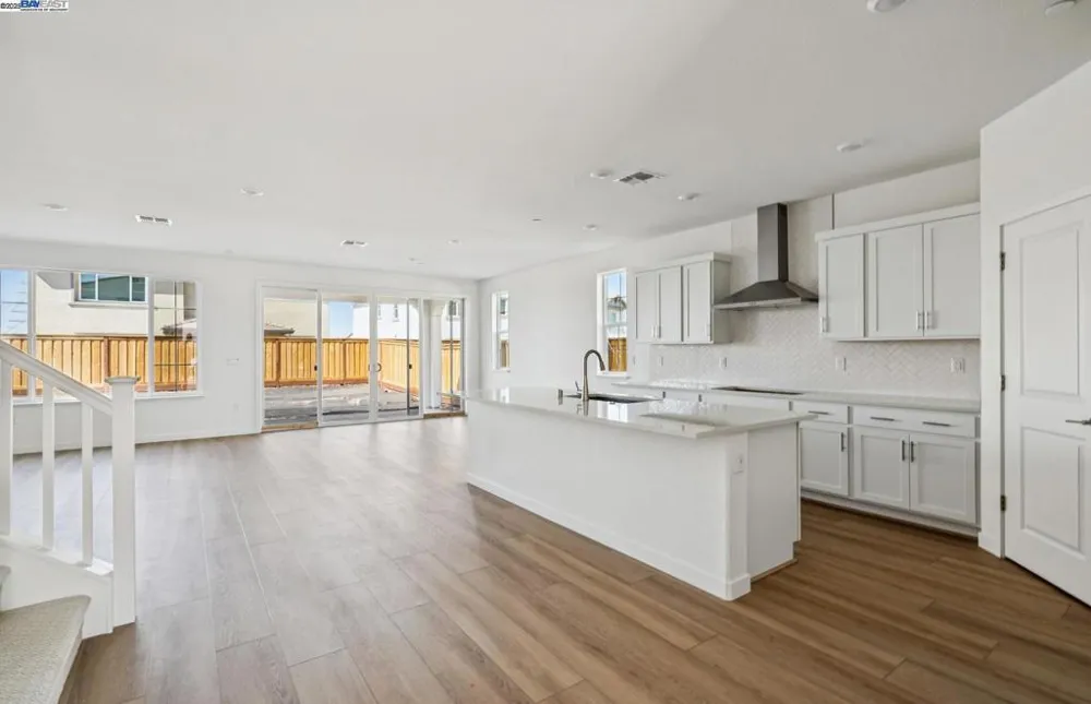 349 E Gobind Blvd Mountain House, CA 95391