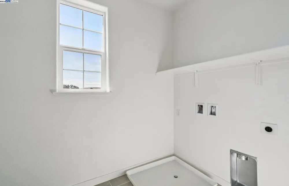 349 E Gobind Blvd Mountain House, CA 95391