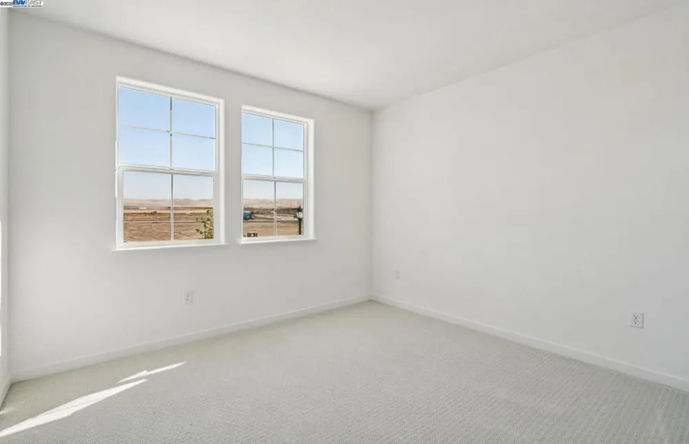 349 E Gobind Blvd Mountain House, CA 95391