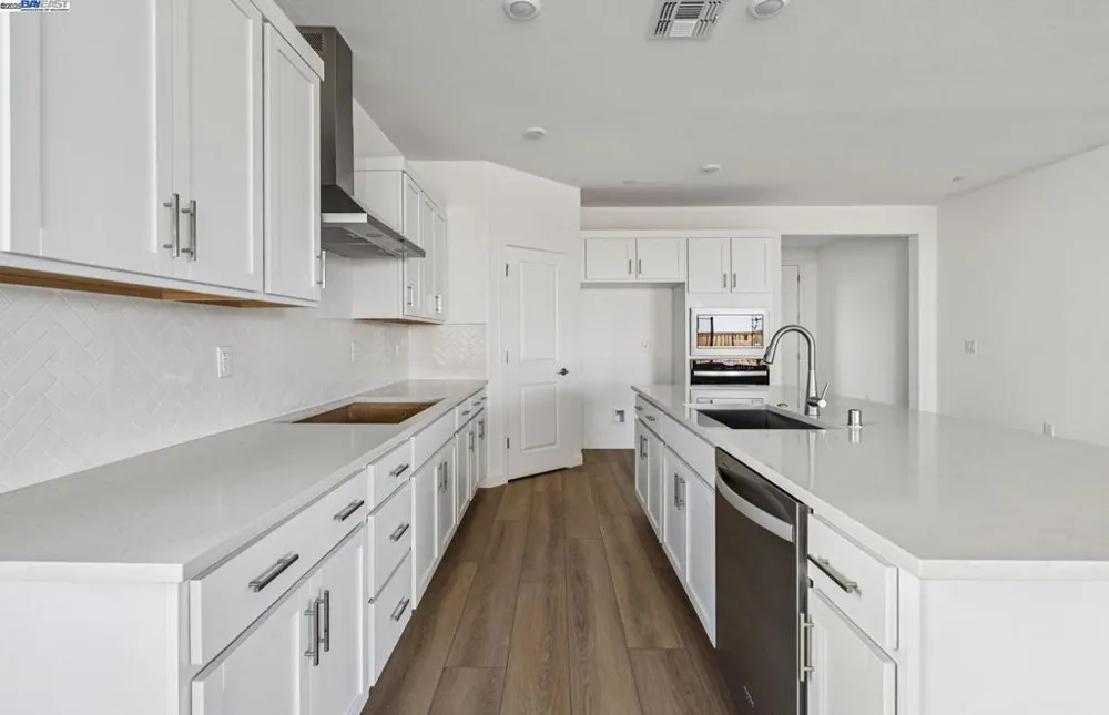 349 E Gobind Blvd Mountain House, CA 95391