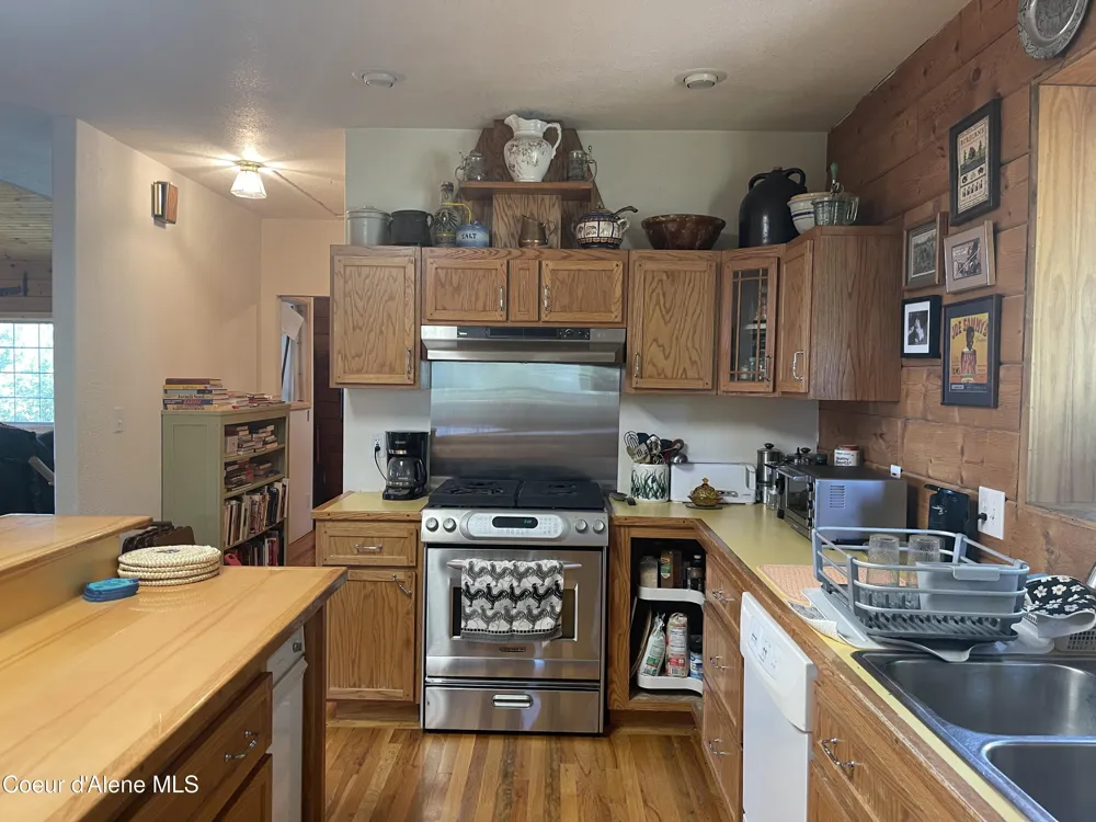 21160 Corbin Hill Road Hayden, ID 83835