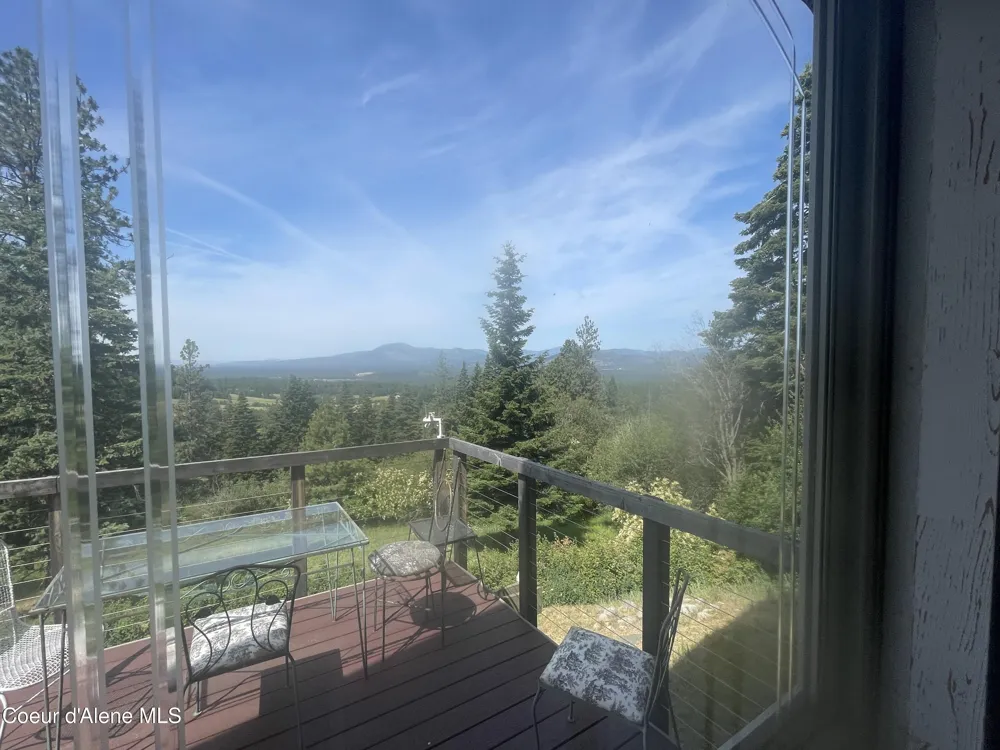21160 Corbin Hill Road Hayden, ID 83835