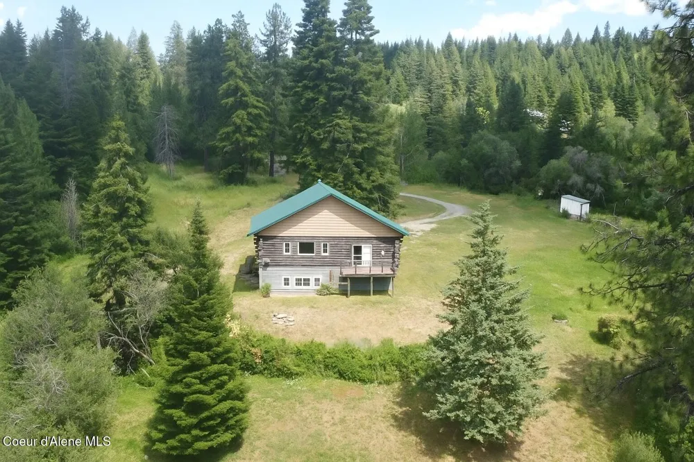 21160 Corbin Hill Road Hayden, ID 83835
