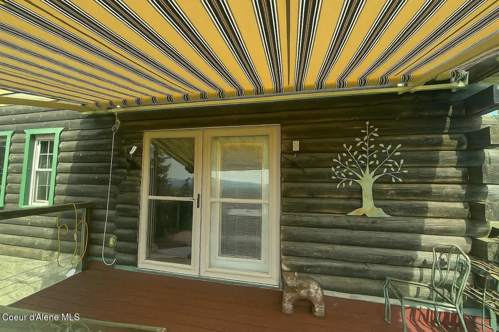 21160 Corbin Hill Road Hayden, ID 83835