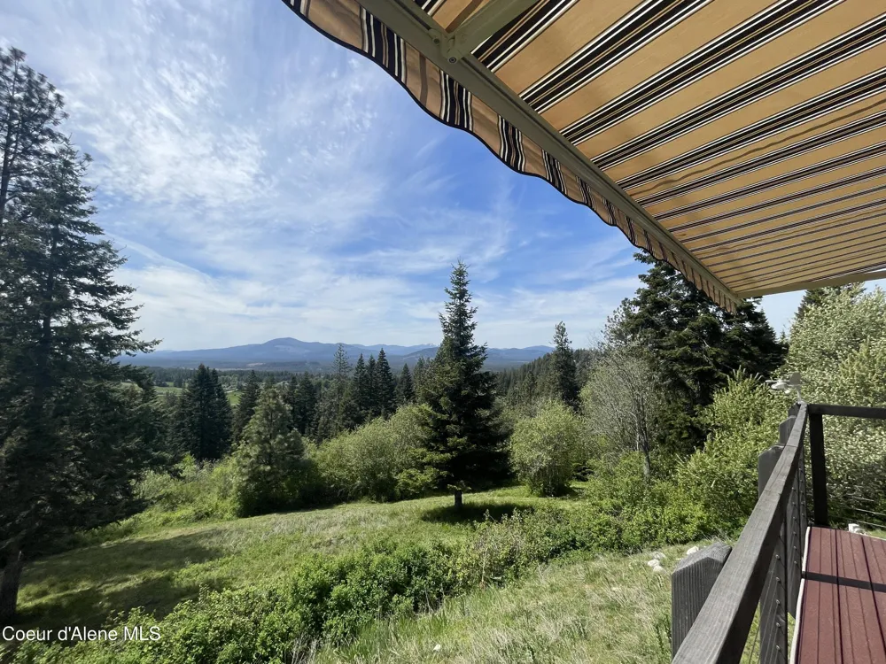 21160 Corbin Hill Road Hayden, ID 83835