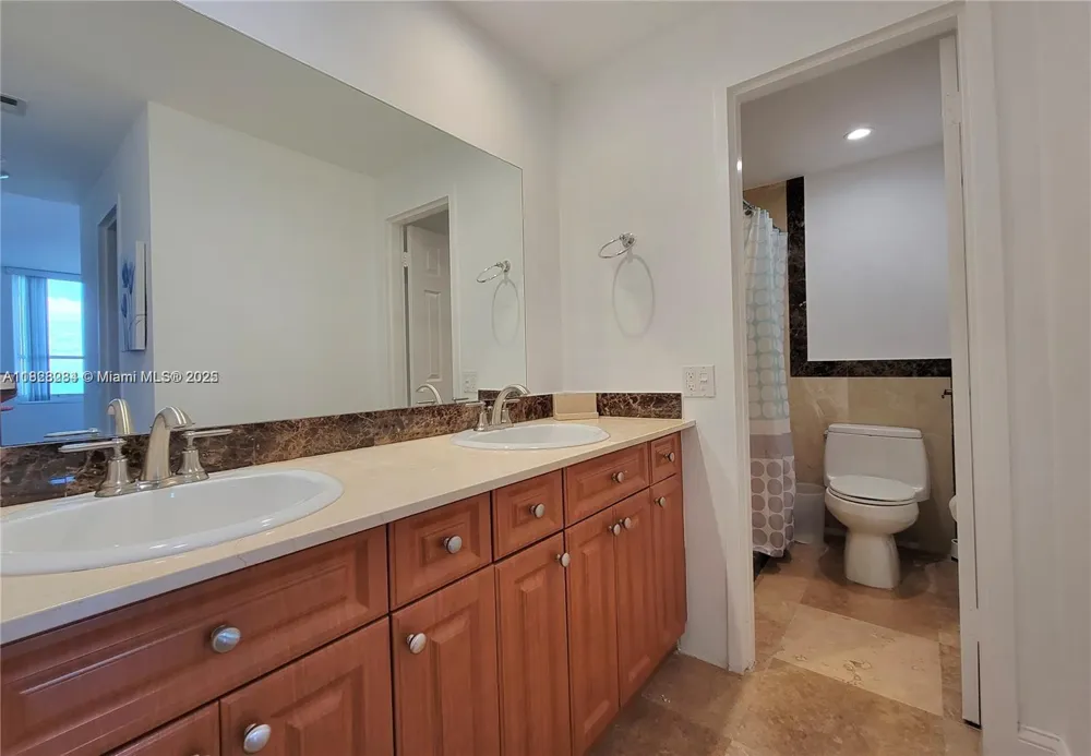 3505 S Ocean Dr #320 Hollywood, FL 33019