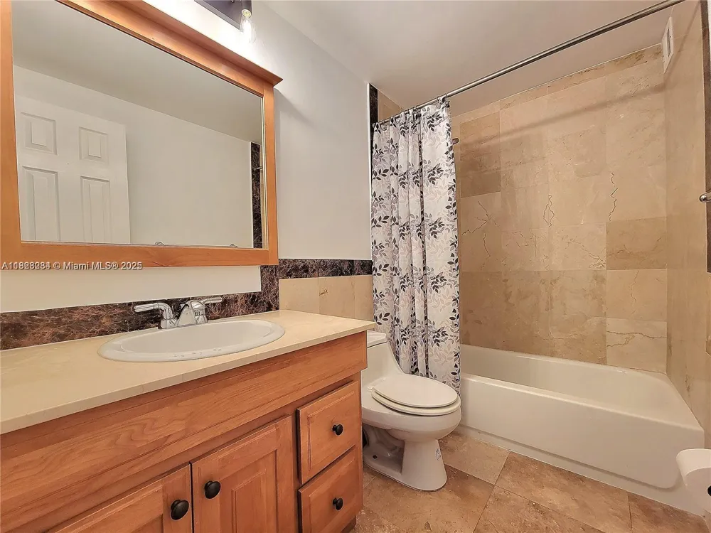3505 S Ocean Dr #320 Hollywood, FL 33019