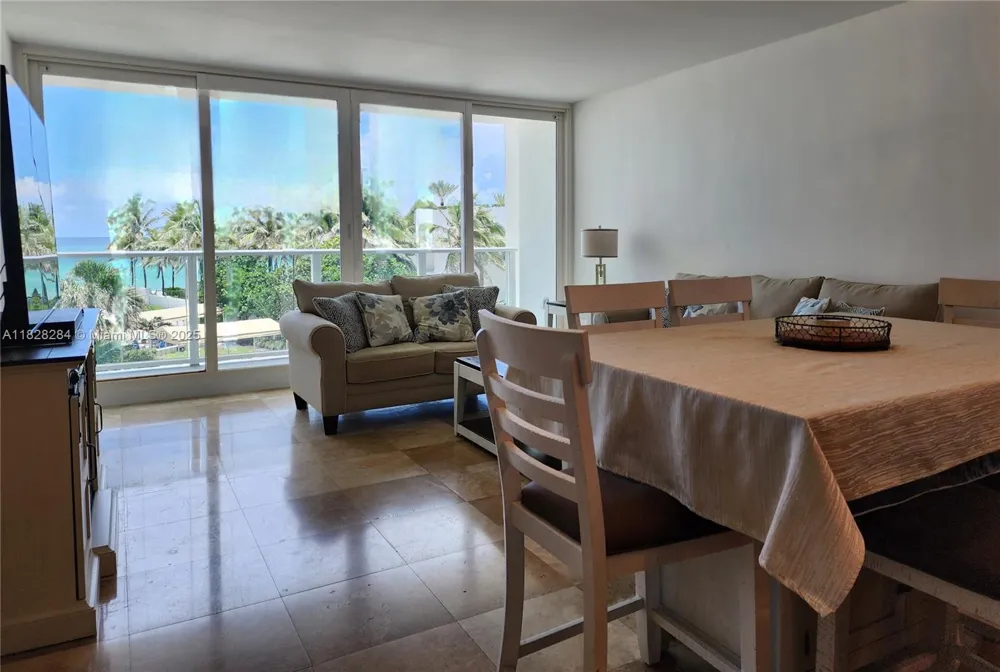 3505 S Ocean Dr #320 Hollywood, FL 33019