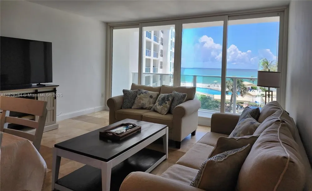 3505 S Ocean Dr #320 Hollywood, FL 33019