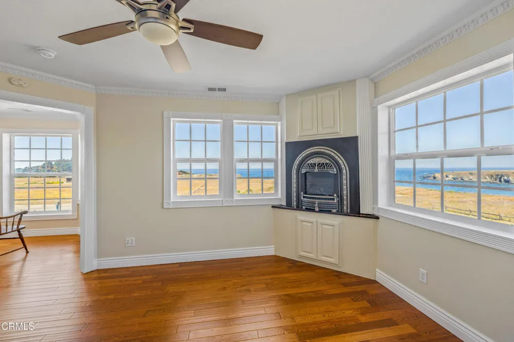 19351 Del Mar Drive Fort Bragg, CA 95437
