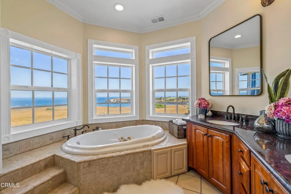 19351 Del Mar Drive Fort Bragg, CA 95437