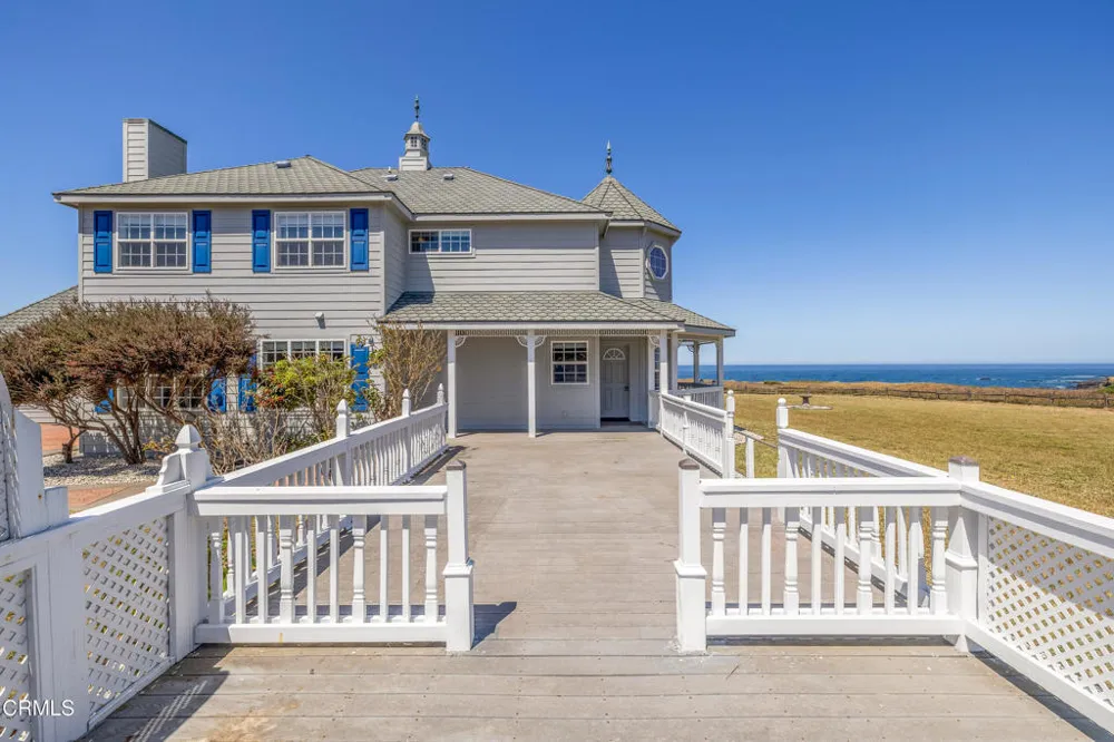 19351 Del Mar Drive Fort Bragg, CA 95437