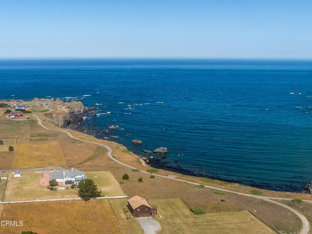 19351 Del Mar Drive Fort Bragg, CA 95437
