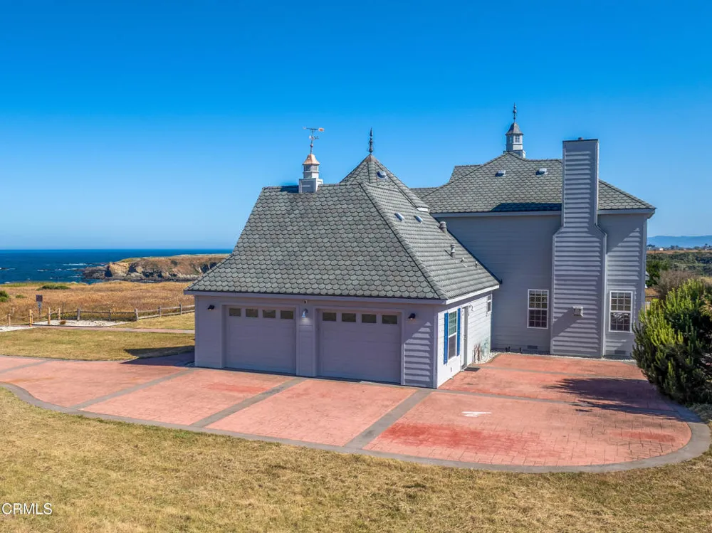 19351 Del Mar Drive Fort Bragg, CA 95437