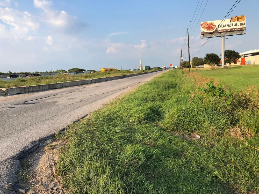 3715 Hwy 59 Rosenberg, TX 77471