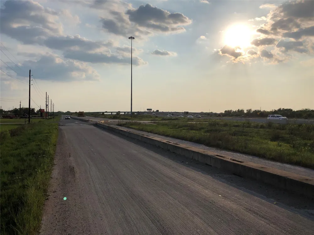 3715 Hwy 59 Rosenberg, TX 77471