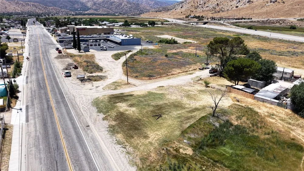 Lake Isabella Blvd Lake Isabella, CA 93240