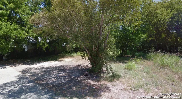 1007 CLARK ST Seguin, TX 78155
