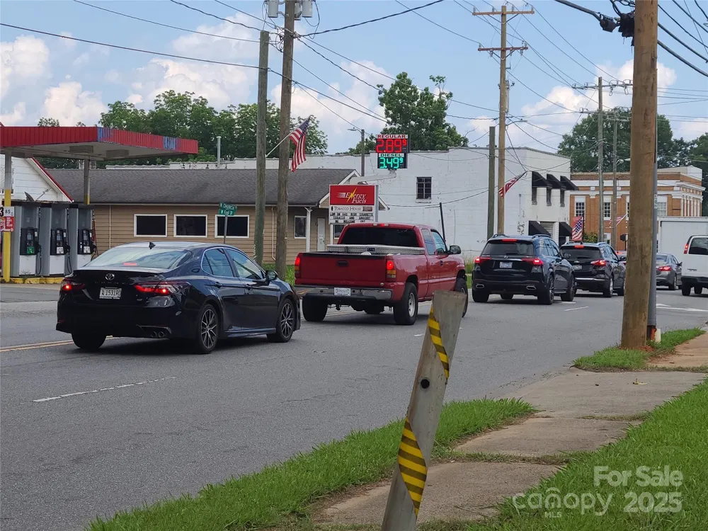 00 W 1st Street Lowell, NC 28098