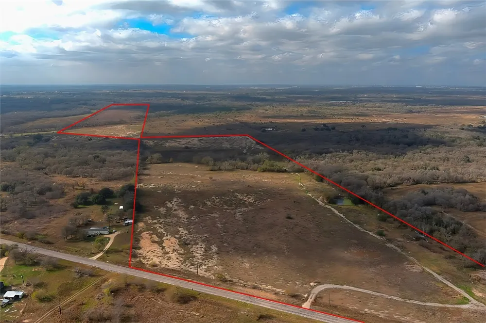9411 FM 86 Highway Lockhart, TX 78644