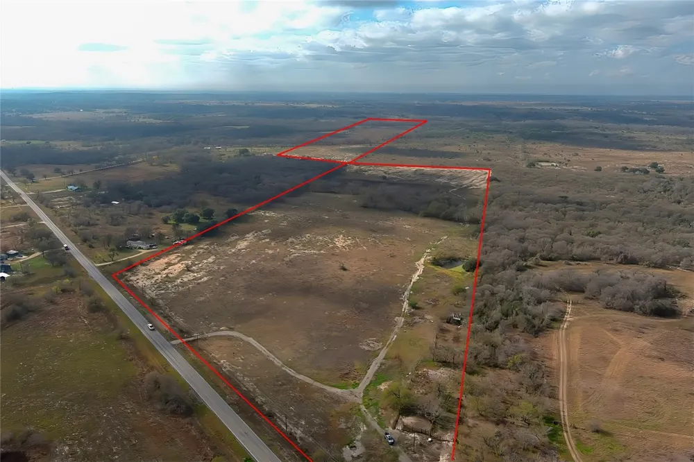 9411 FM 86 Highway Lockhart, TX 78644
