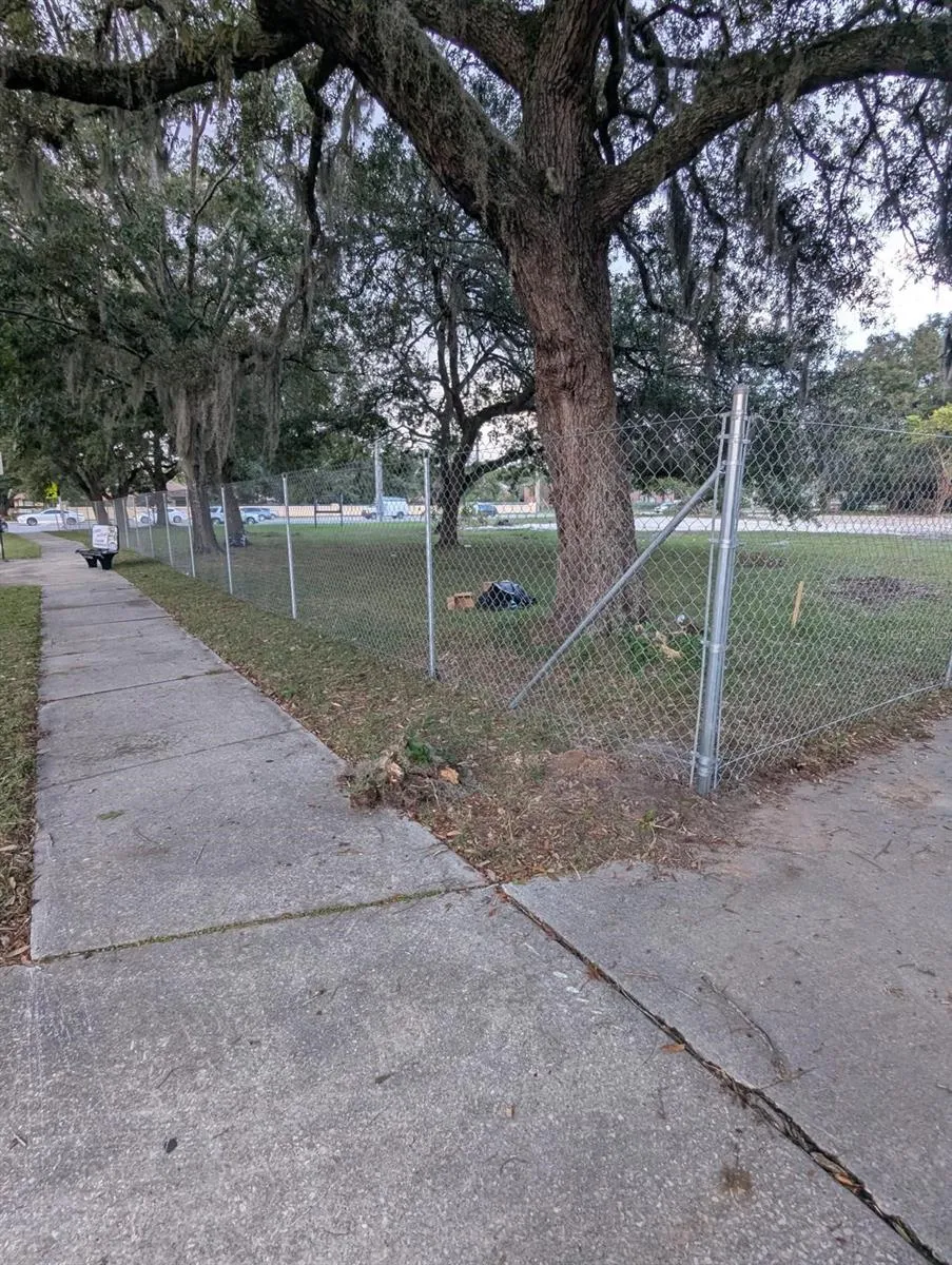 4900 BAYMEADOWS ROAD Jacksonville, FL 32217