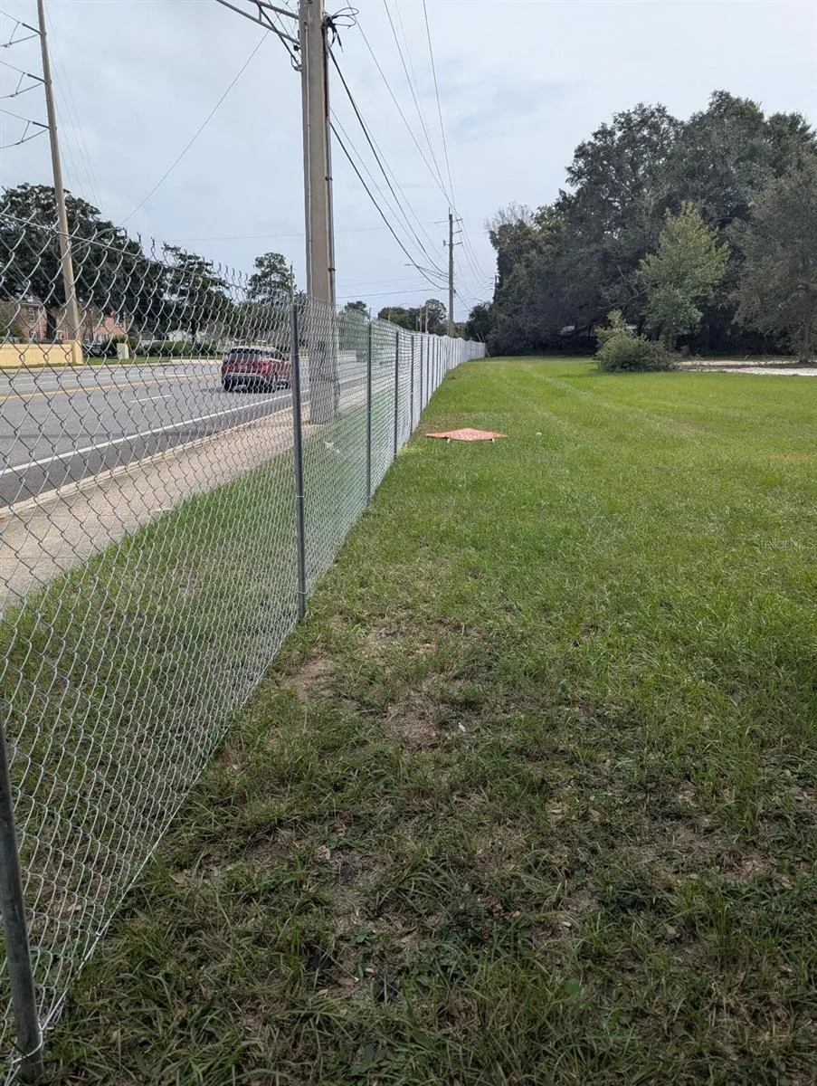 4900 BAYMEADOWS ROAD Jacksonville, FL 32217