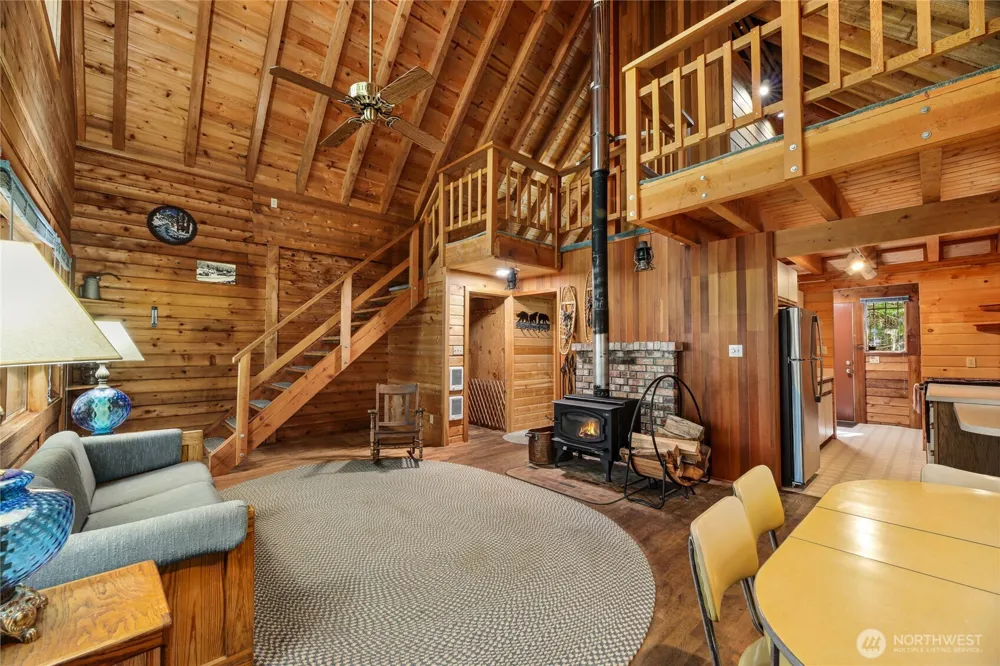 81 Snow Cabin Place Snoqualmie Pass, WA 98068