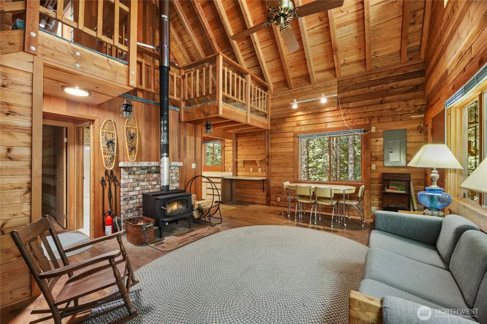 81 Snow Cabin Place Snoqualmie Pass, WA 98068