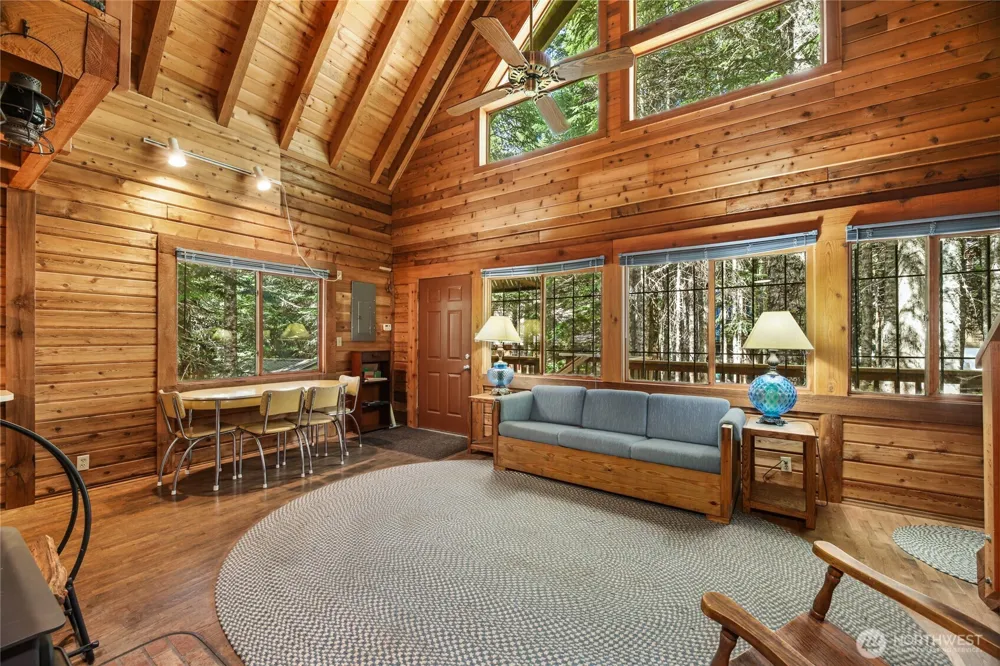 81 Snow Cabin Place Snoqualmie Pass, WA 98068
