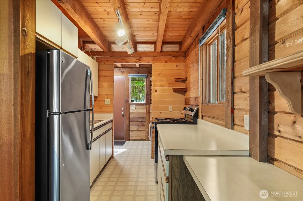 81 Snow Cabin Place Snoqualmie Pass, WA 98068