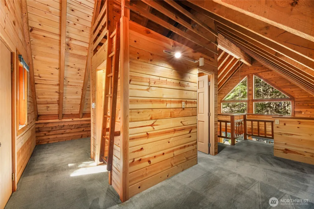 81 Snow Cabin Place Snoqualmie Pass, WA 98068