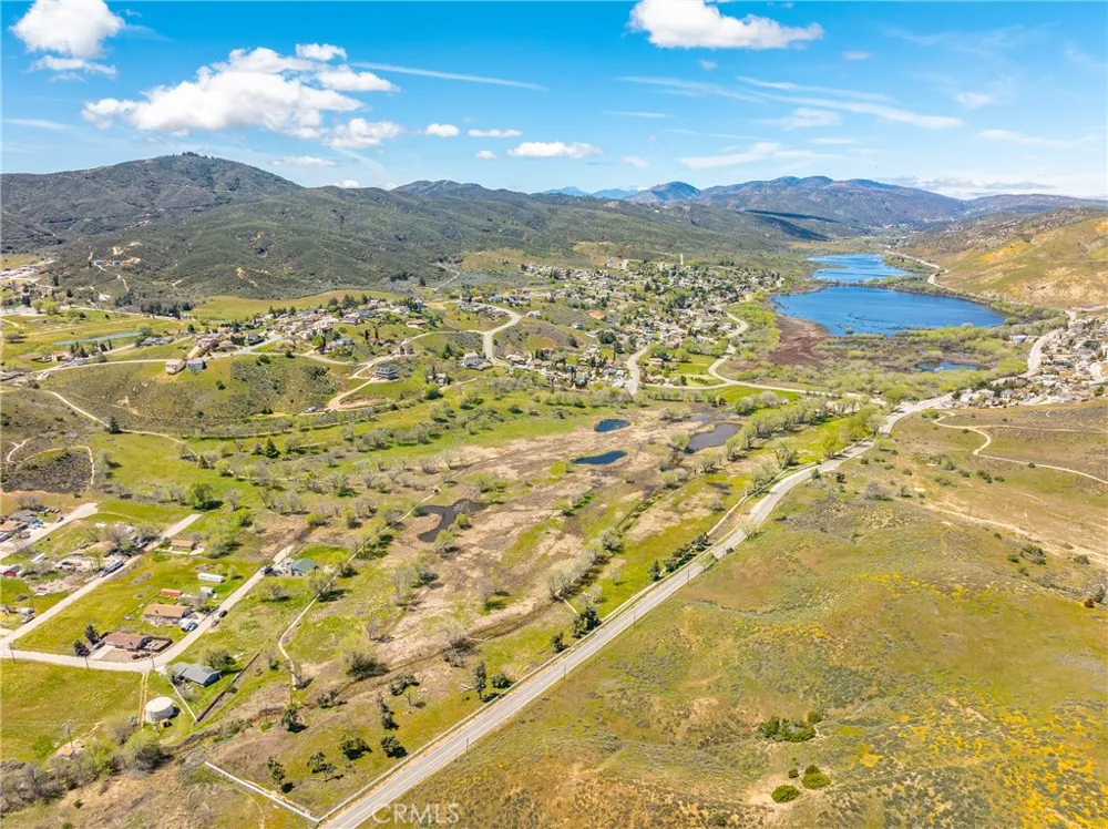 14780 Elizabeth Lake Road Lake Elizabeth, CA 93532