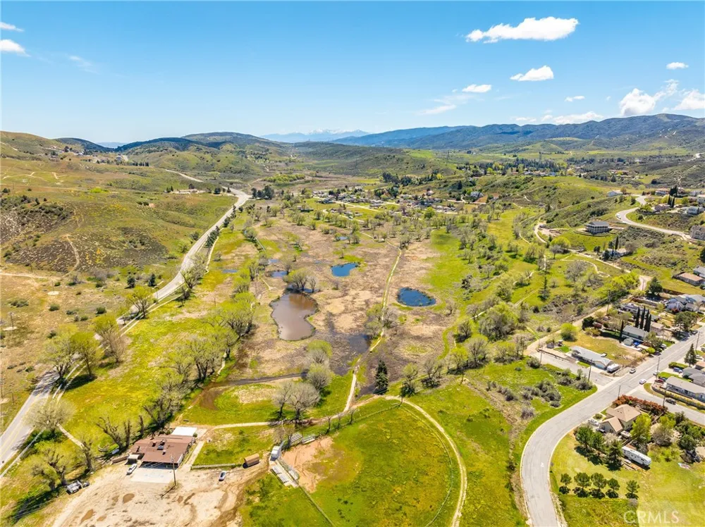 14780 Elizabeth Lake Road Lake Elizabeth, CA 93532
