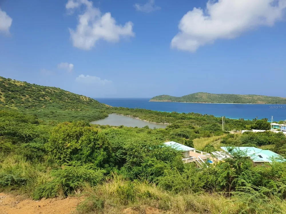 8 ALTURAS DE ZONI Culebra, PR 00775