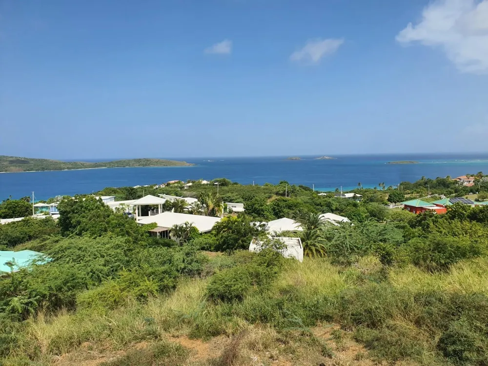 8 ALTURAS DE ZONI Culebra, PR 00775
