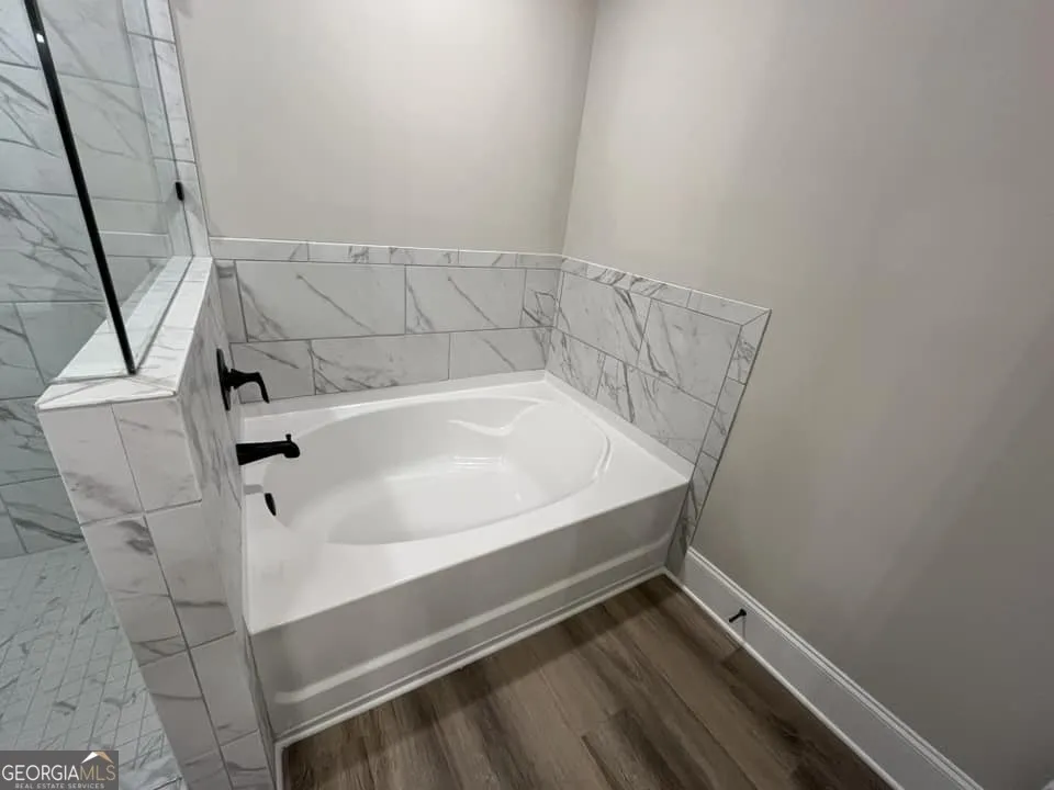 49 Creekside Commons DR Hoschton, GA 30548